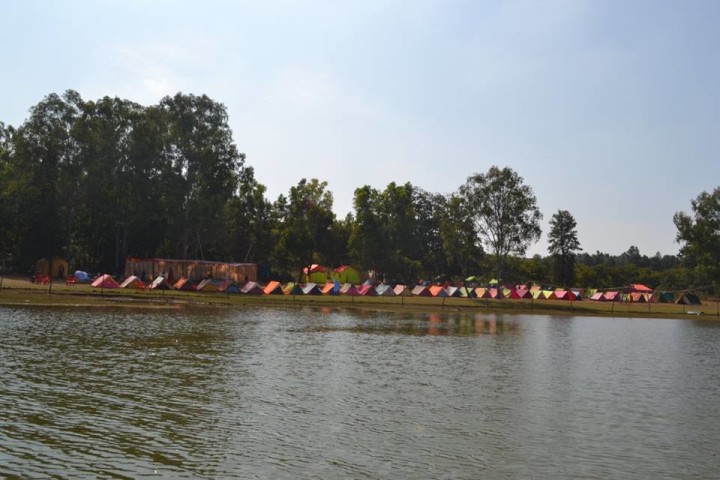 PACHMARHI LAKE CAMP